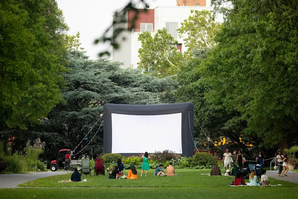 Movie Night: The Birdcage